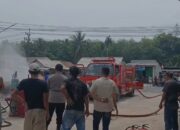 Nahas! Mobil Carry Ludes Terbakar di SPBU Simpang Empat, Diduga Ada Kelalaian